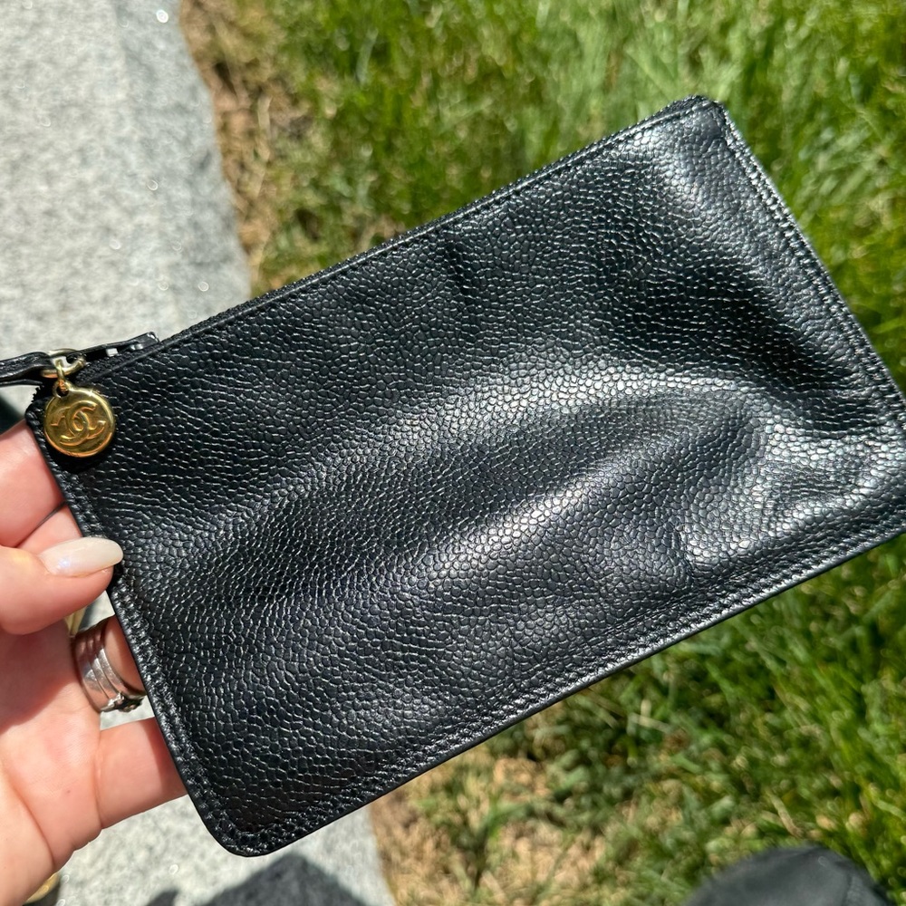 CHANEL RARE vintage 1991,6 CC bucket bag,auth. Card, box, dust bag. LARGE SIZE - Picture 12 of 16